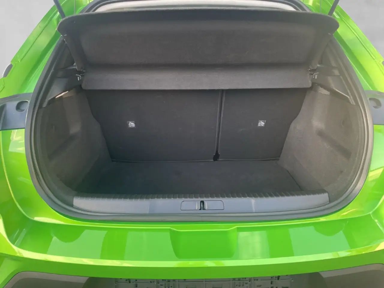 Opel Mokka Elegance, 1.2 Direct Injection Turbo 74 kW 6 MT, R — معرض صور السيارة 5