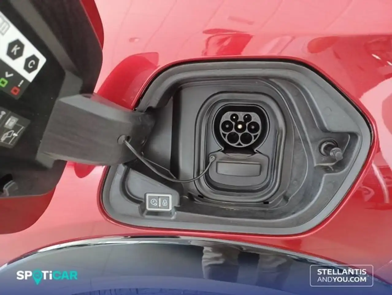 Peugeot 208 GT Eléctrico 156 — معرض صور السيارة 19