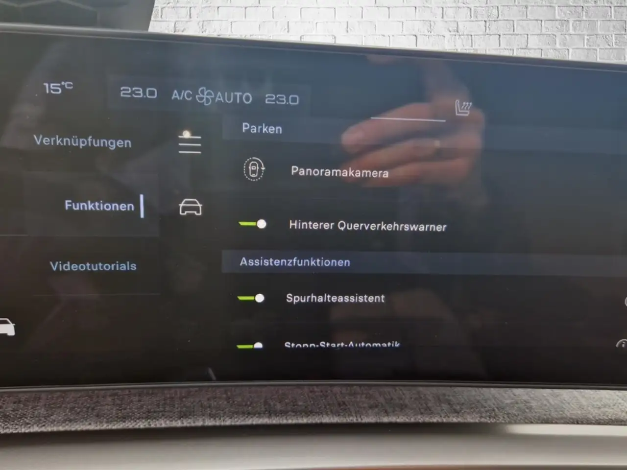 Peugeot 3008 Hybrid 145 e-DSC6 Allure /Navi/LED/ACC — معرض صور السيارة 23