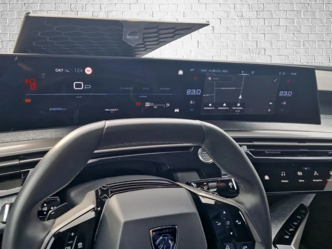 Peugeot 3008 Hybrid 145 e-DSC6 Allure /Navi/LED/ACC — معرض صور السيارة 14