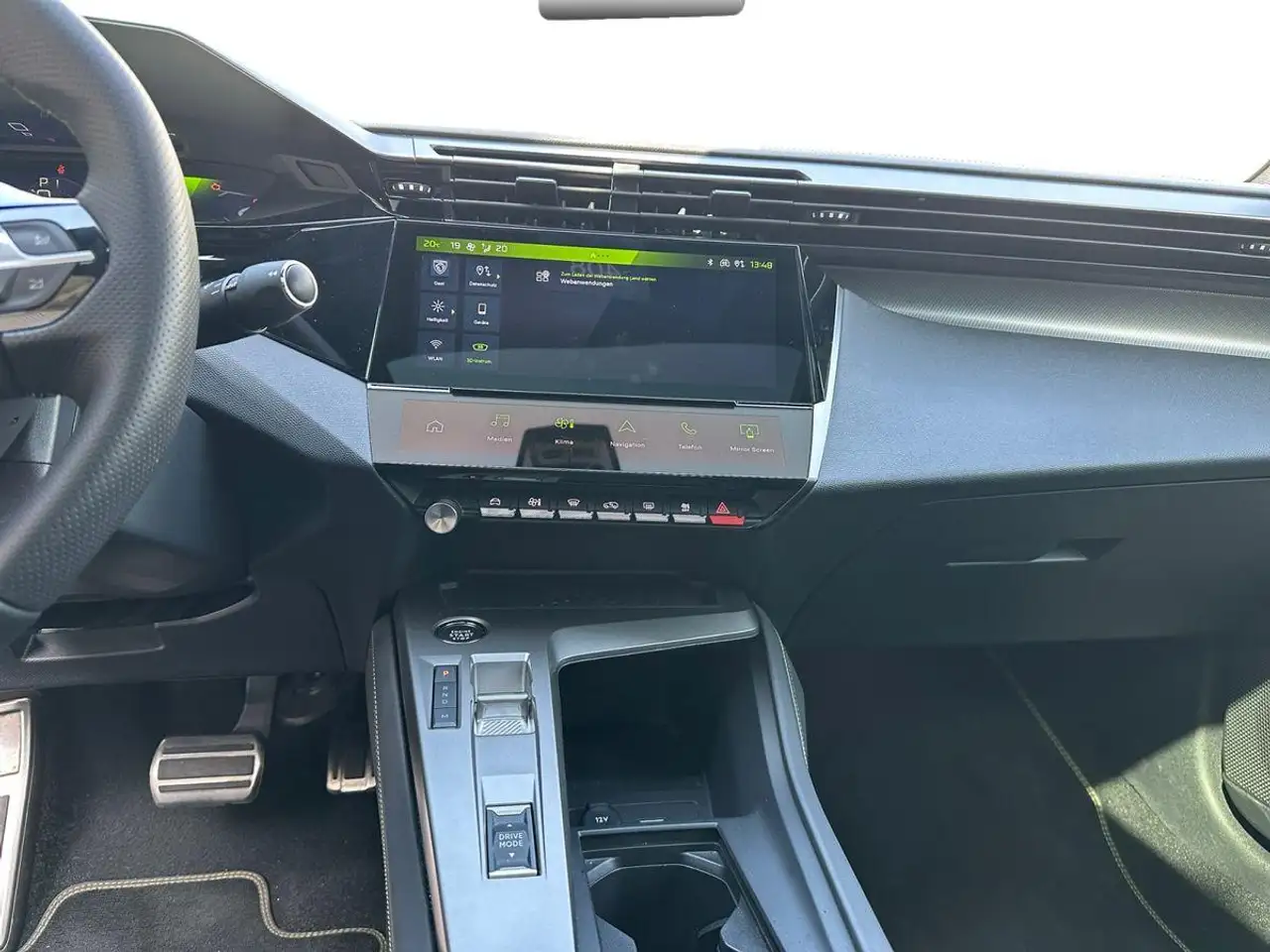 Peugeot 408 „408 GT EAT8 Nappa/NAVI/SHZ/360°/LHZ/ACC/SD“ — Galerie du véhicule 9