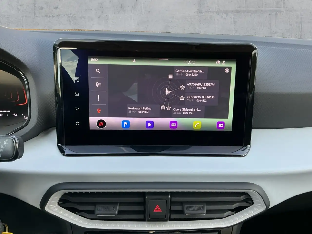 SEAT Arona 1.0 TSI STYLE EDITION LED+NAVI+RFK+GRA+17" — Galería del vehículo 11