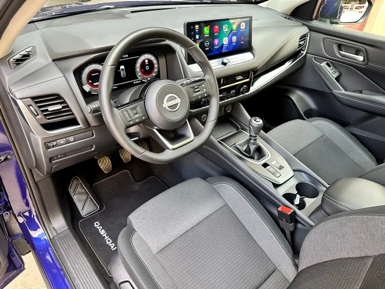 Nissan Qashqai 1.3 DIG-T mHEV 12V N-Connecta 4x2 103kW — معرض صور السيارة 6