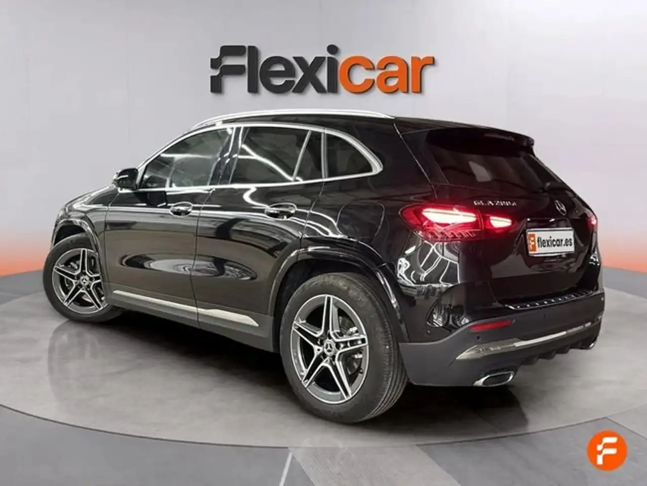 Mercedes-Benz GLA 200 D — Galería del vehículo 5