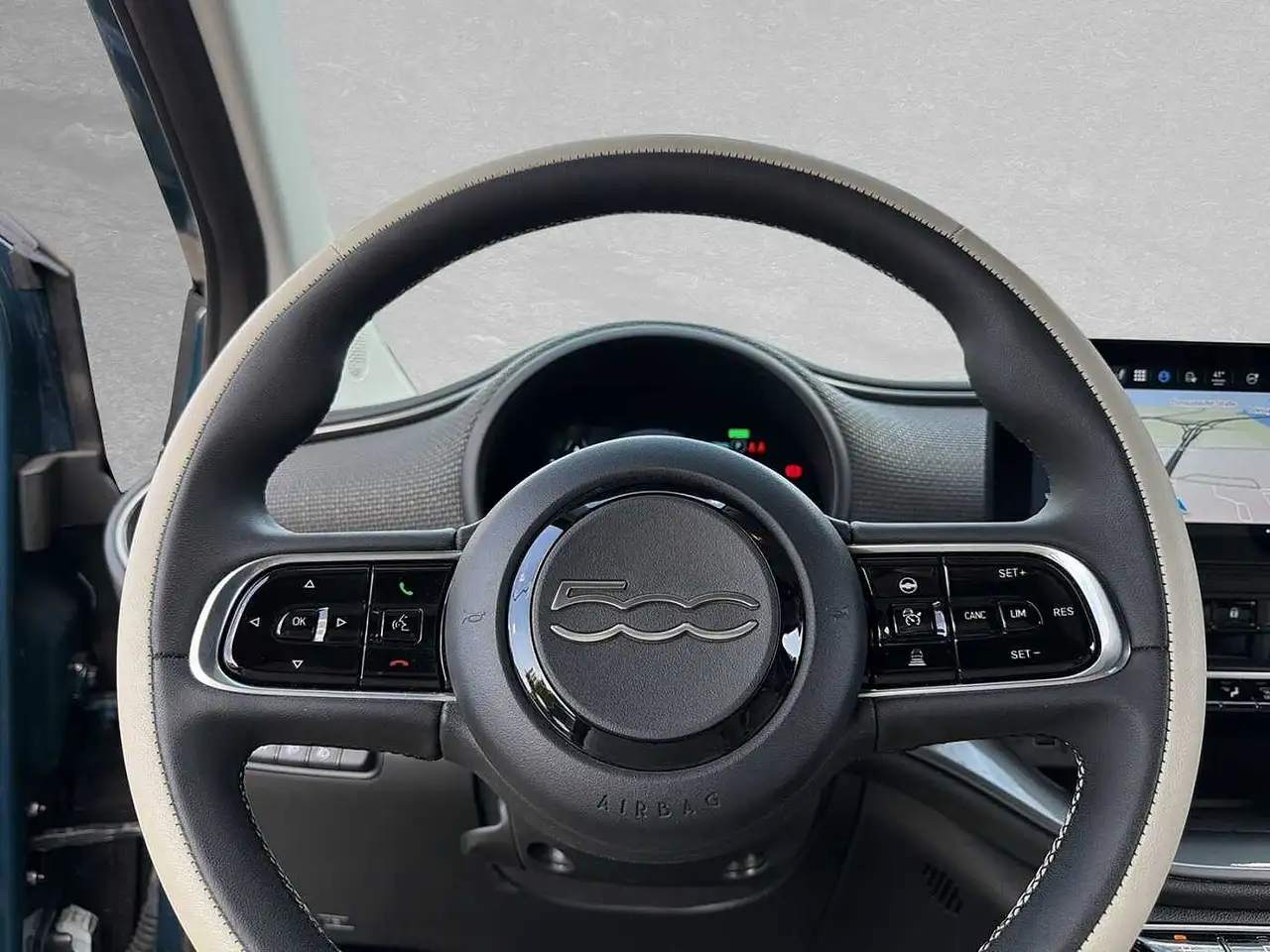 Fiat 500e La prima by Bocelli Cabrio 42 kWh — Galerie du véhicule 11