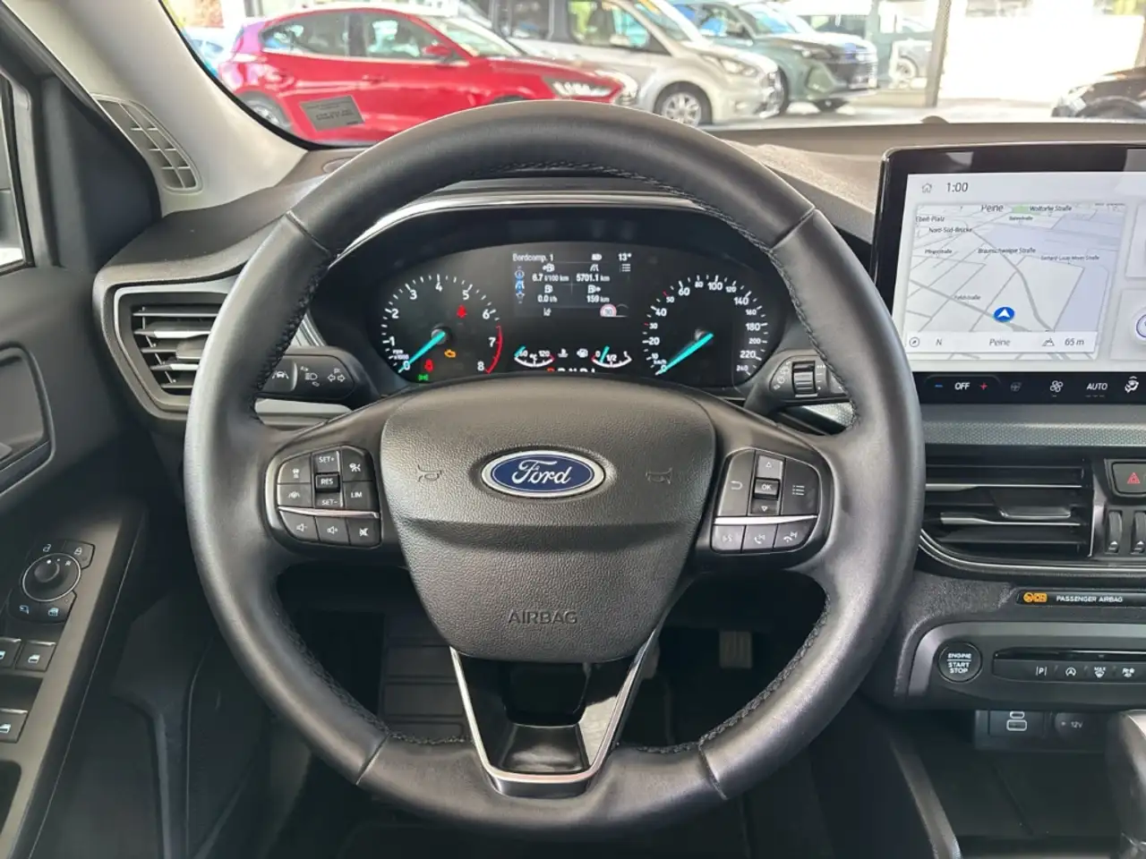 Ford Focus Turnier Active 1.0 EcoBoost MHEV Aut. AHK NAVI ACC — Galería del vehículo 9