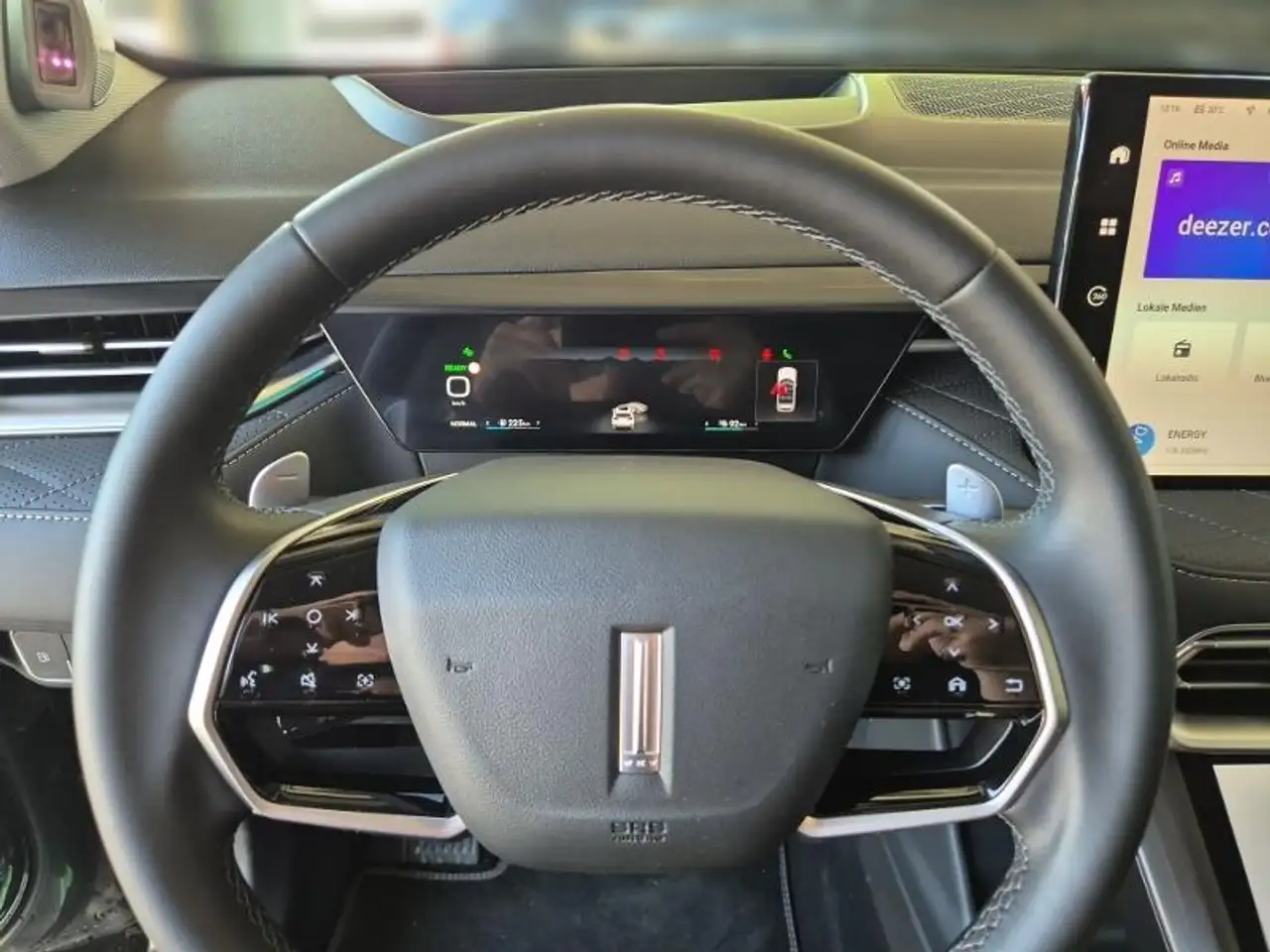 GWM WEY 03 Luxury PHEV Navi LED 360° Ka. 130 KM elek — Vehicle gallery 8