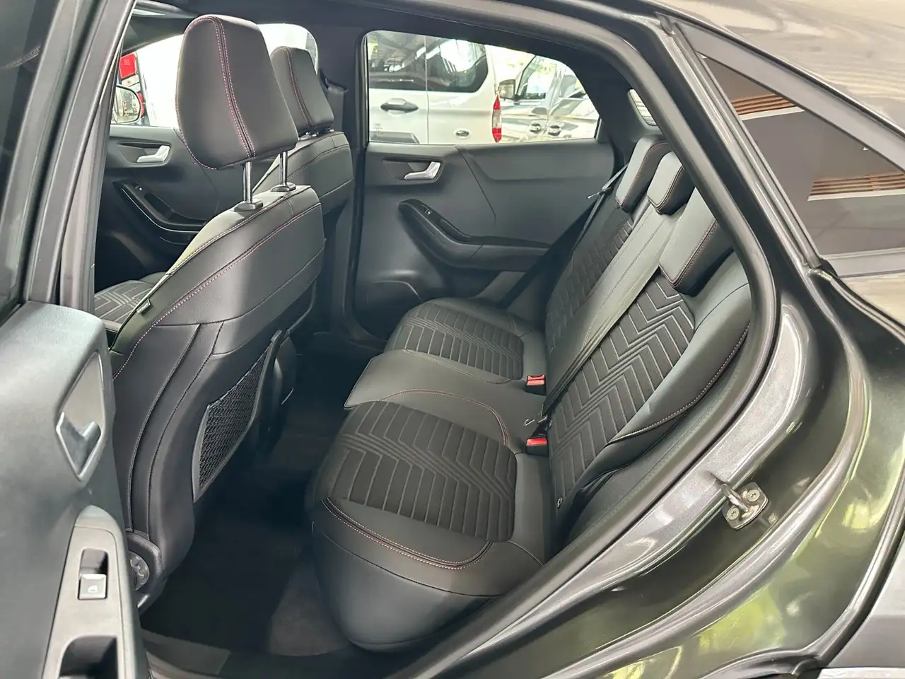Ford Puma ST-Line X HYBRID #PANORAMA #ACC #NAVI #CAM — Vehicle gallery 12