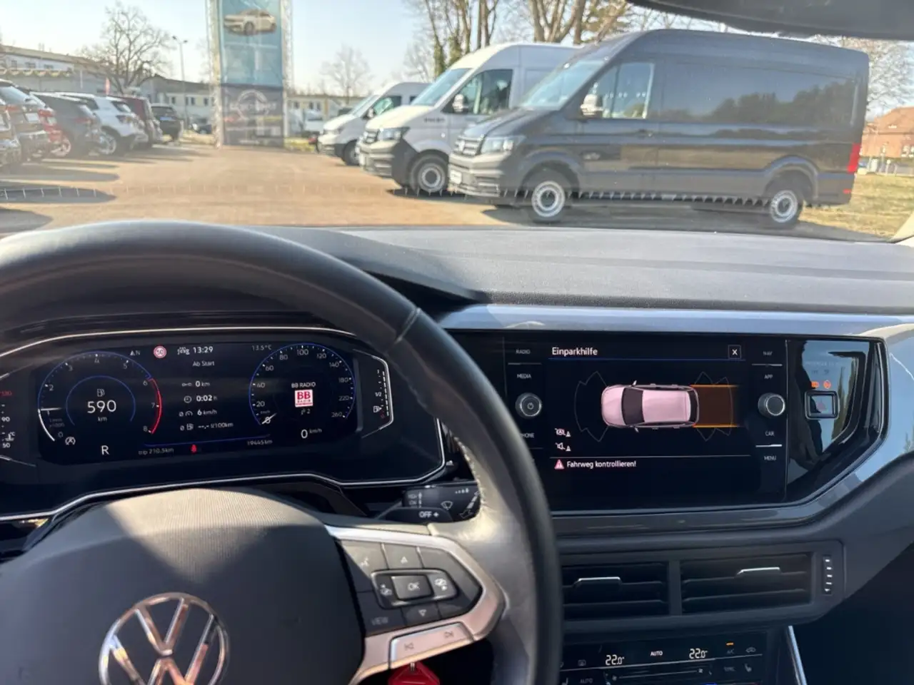 Volkswagen Polo VI 1.0 TSI DSG Style Navi Digitales Cockpit LED Bl — معرض صور السيارة 13