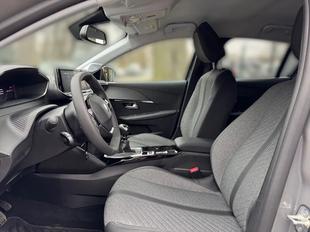 Peugeot 208 Allure 100 1.2 PureTech Kamera*SHZ*LED* — معرض صور السيارة 7