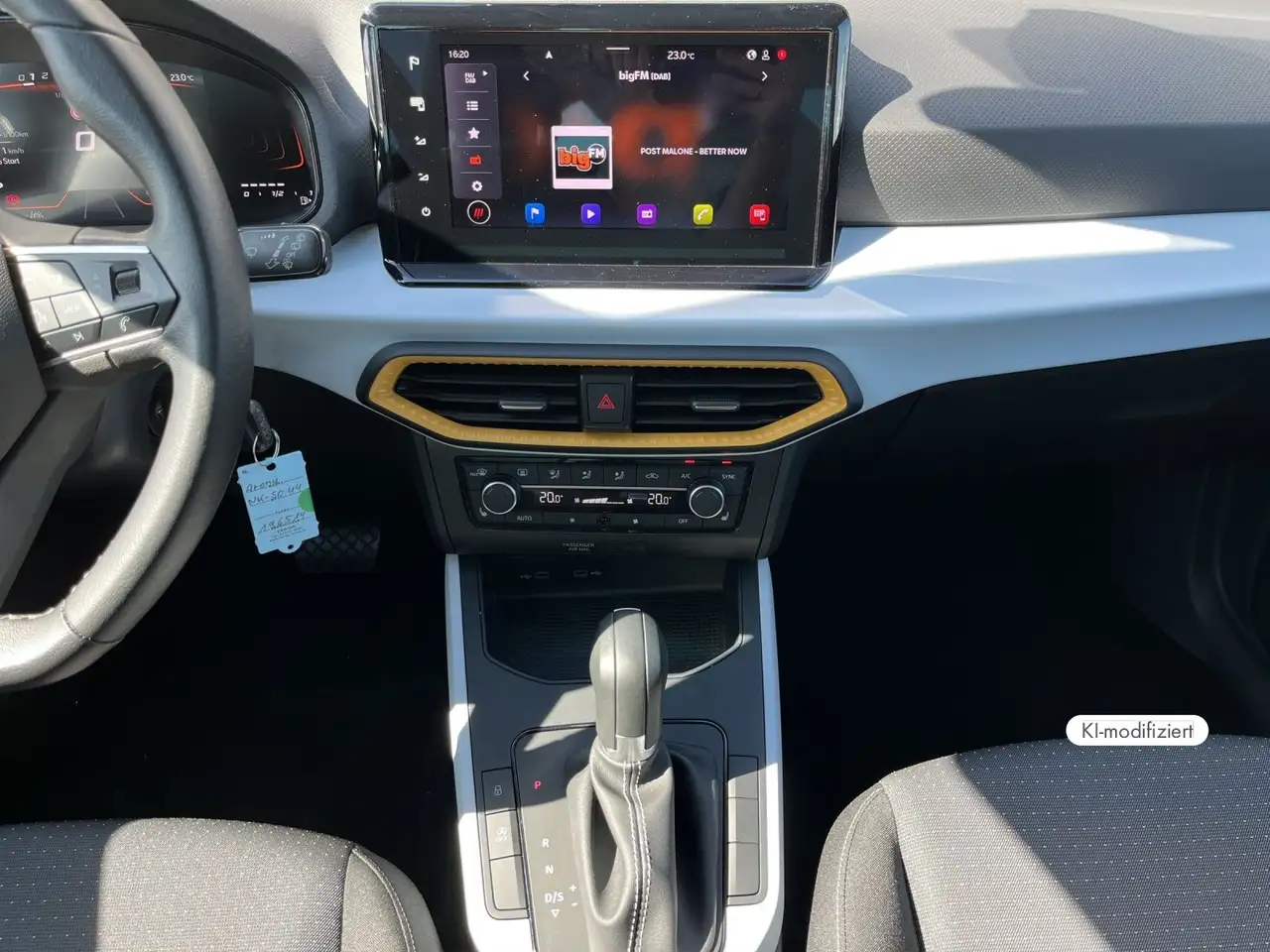 SEAT Arona Style 1.0 TSI DSG CarPlay Sitzheizung — Galería del vehículo 11