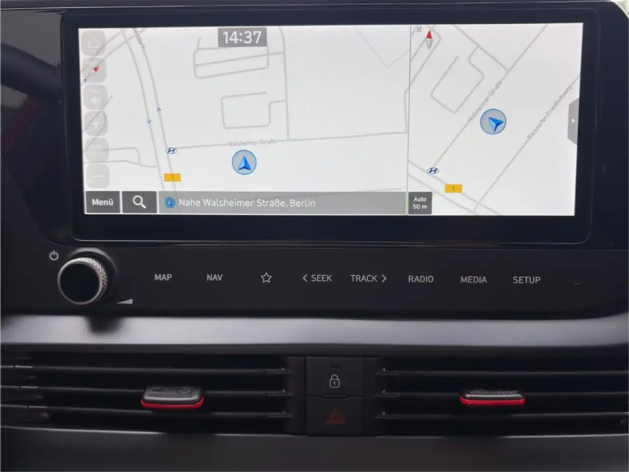 Hyundai i20 N-LINE 1.0 T-GDi DCT *AMBIENTE*BOSE*CARPLAY*CAM* — معرض صور السيارة 19