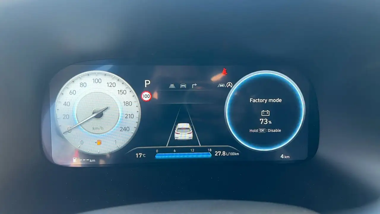 Hyundai i30 1.0 T-GDI Advantage *Navi*CarPlay*RFK*LED* — معرض صور السيارة 11