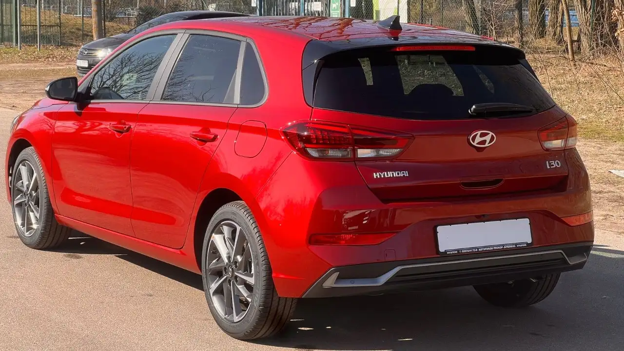 Hyundai i30 1.0 T-GDI Advantage *Navi*CarPlay*RFK*LED* — معرض صور السيارة 4
