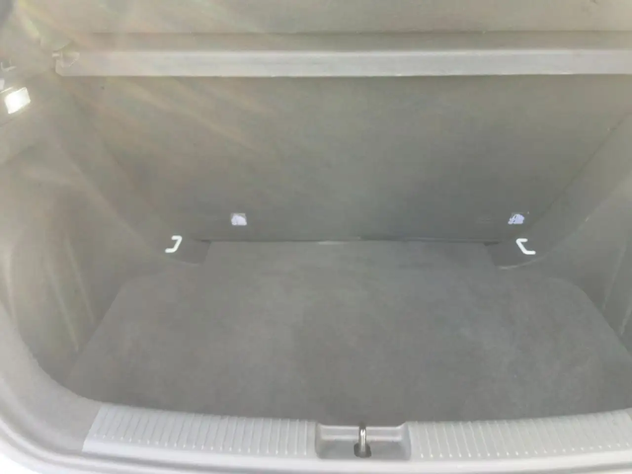 MG MG3 Luxury, LED, SHZ, Kamera — معرض صور السيارة 13