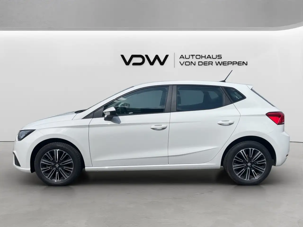 SEAT Ibiza Style Edition TSI SHZ LED FullLink PDC Klima — معرض صور السيارة 5