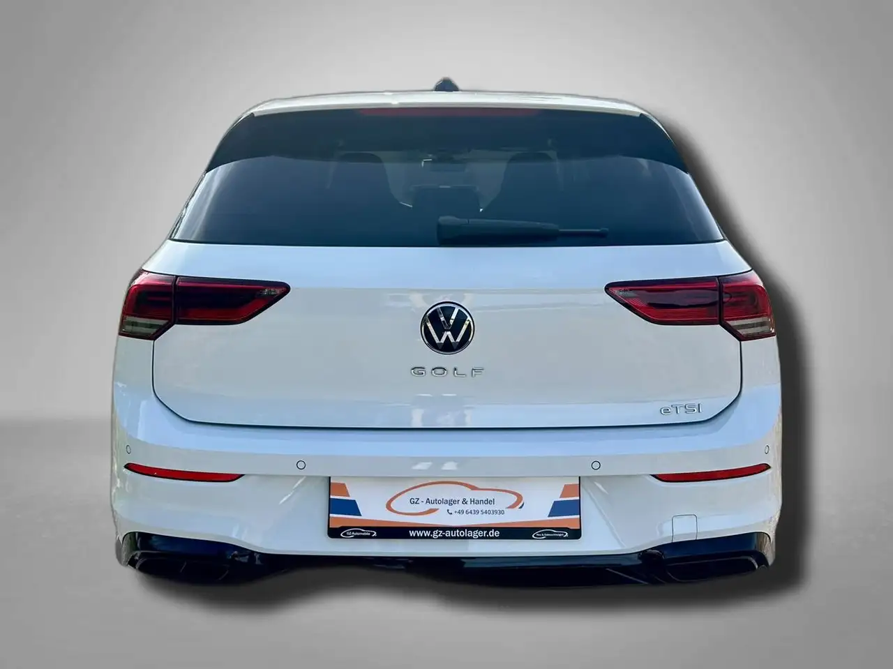 Volkswagen Golf Golf VIII 1.5 eTSI R-Line (EURO 6d) — معرض صور السيارة 6