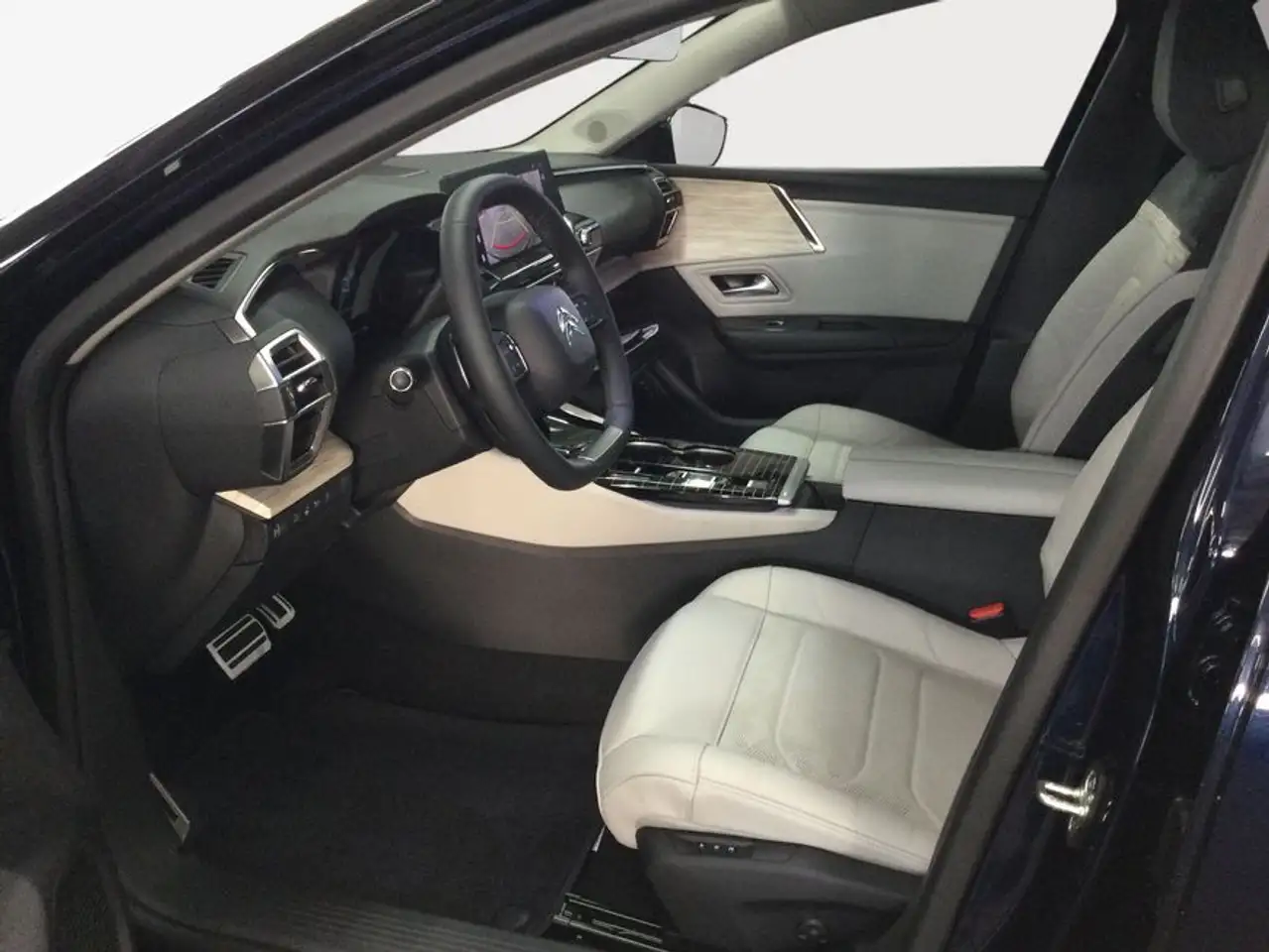 Citroen C5 X Hybrid 225 Start&Stopp e-EAT8 HYPNOS — Vehicle gallery 7