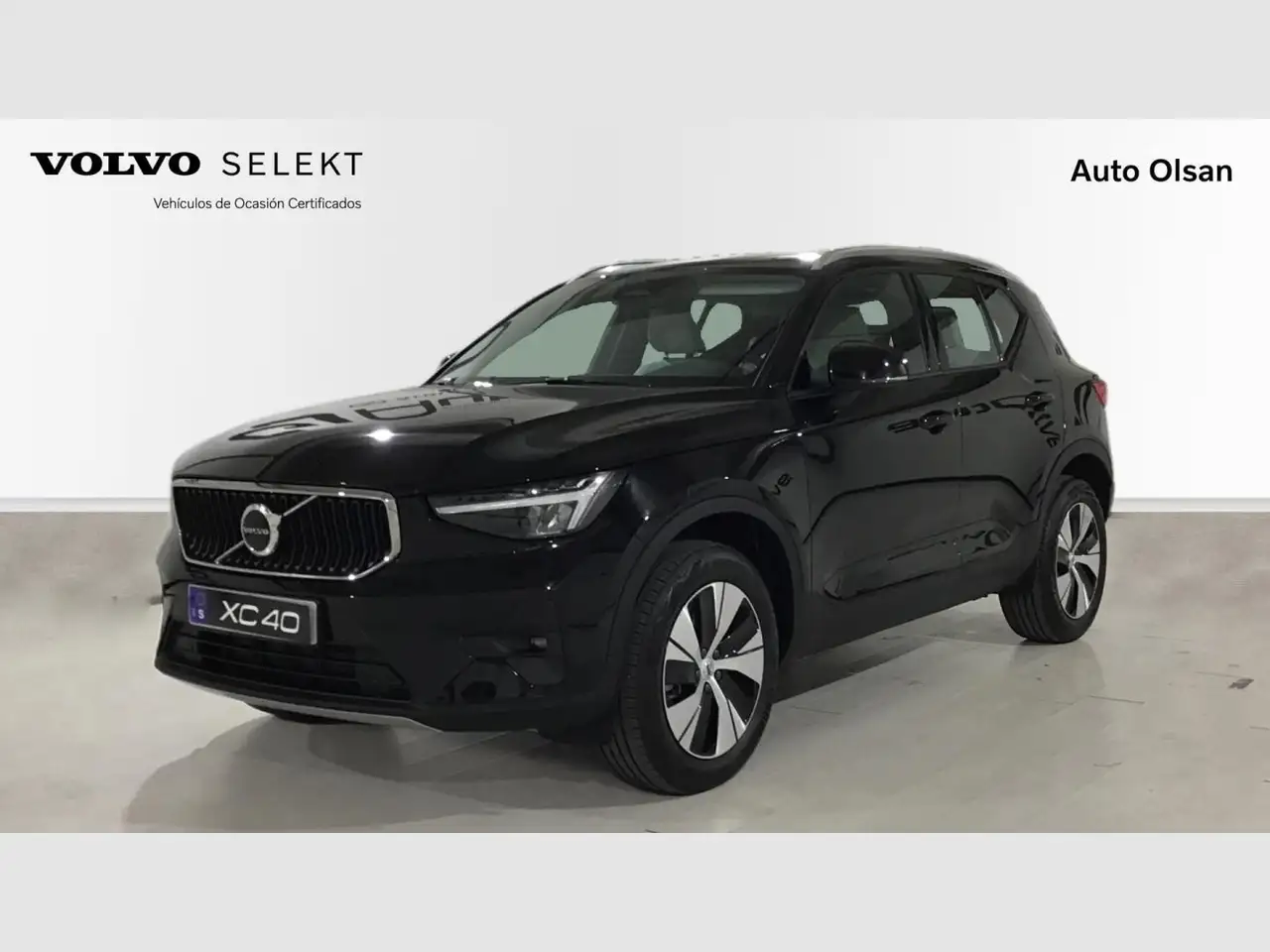 Volvo XC40 2.0 B3 G Core Auto — Burgos, Burgos