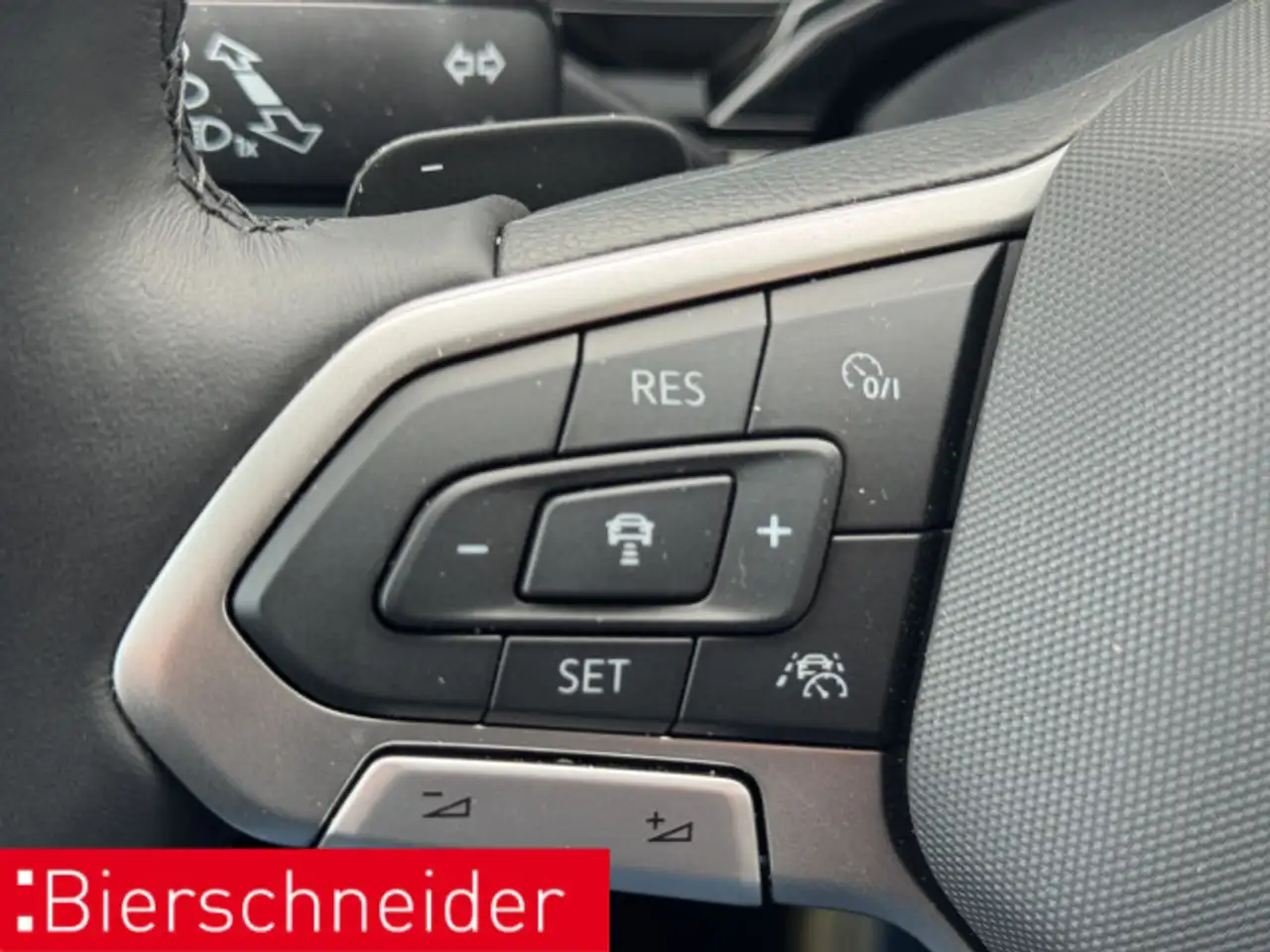 Volkswagen Taigo 1.5 TSI DSG Move ACC PANO NAVI CAM 17 — معرض صور السيارة 27