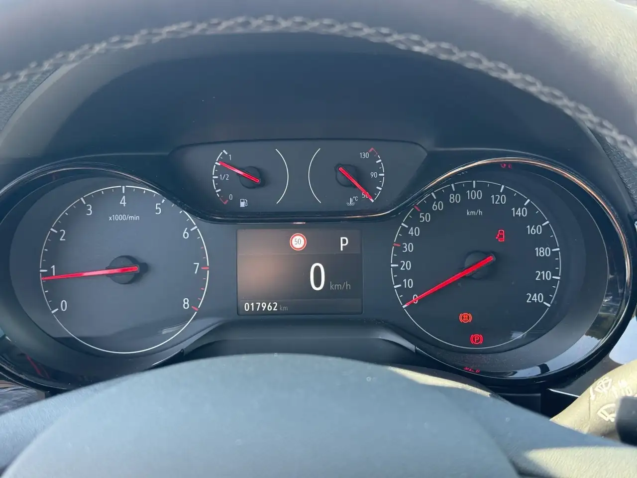 Opel Corsa Edition *Automatik*PDC*Klima*CarPlay*Allwe — Vehicle gallery 12