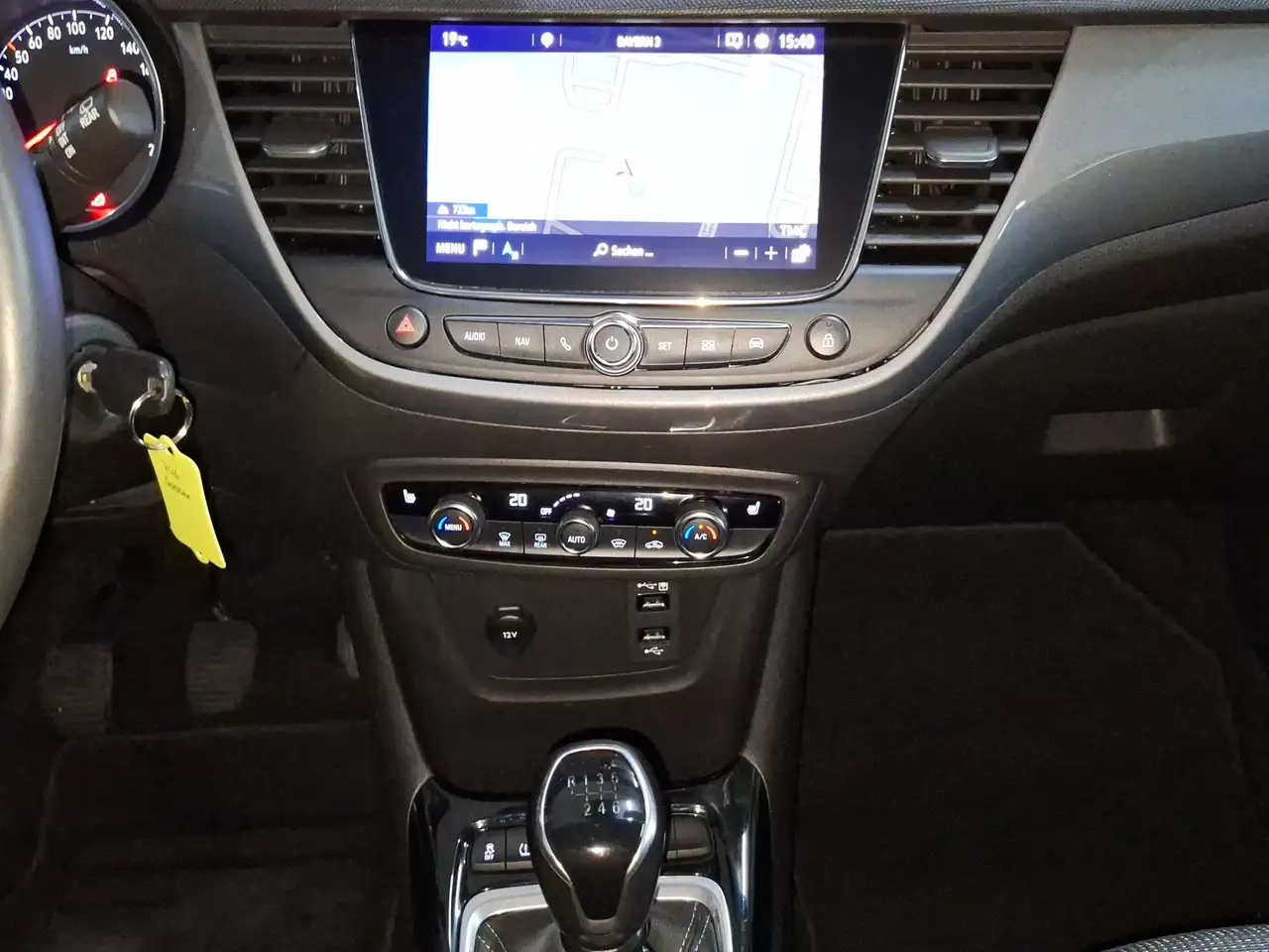 Opel Crossland 1.2 Turbo Elegance Paket LED+Navi+SHZ — Galería del vehículo 15