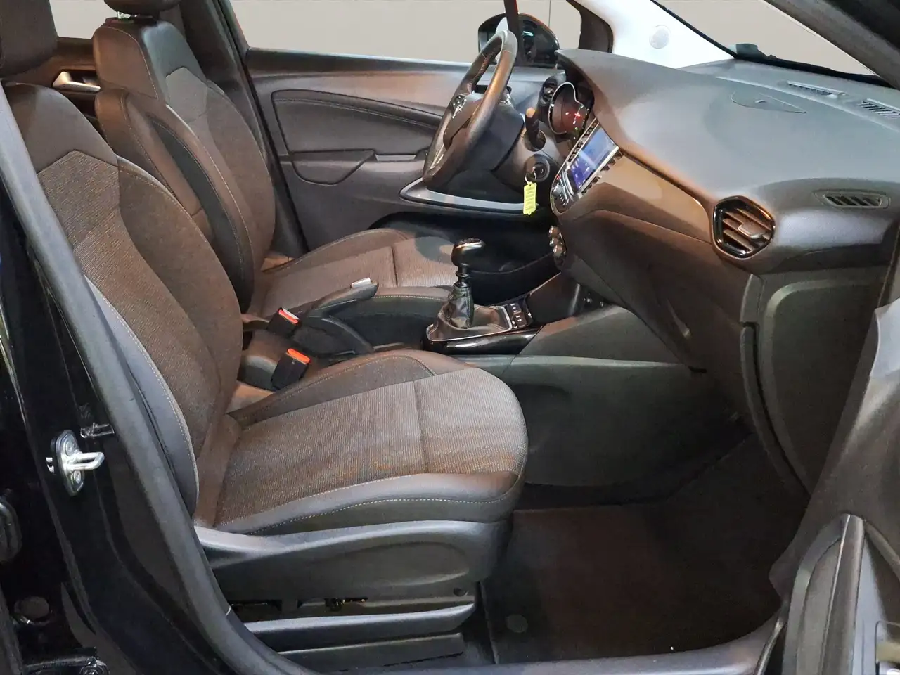 Opel Crossland 1.2 Turbo Elegance Paket LED+Navi+SHZ — Galería del vehículo 16
