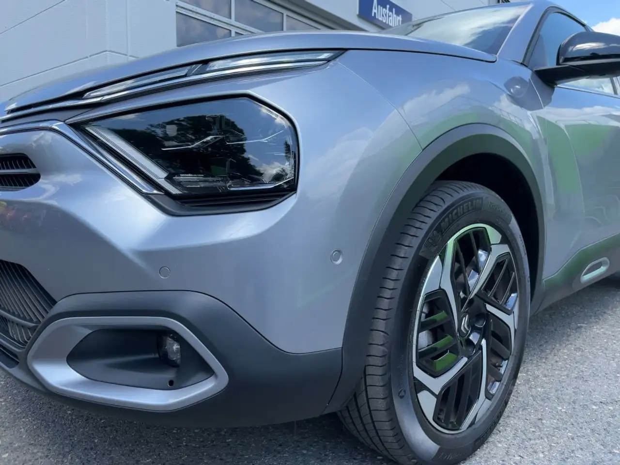 Citroen C4 X AT8 130 Max HUD/LED/Navi/SHZ/PDC/Kamera — Galerie du véhicule 8