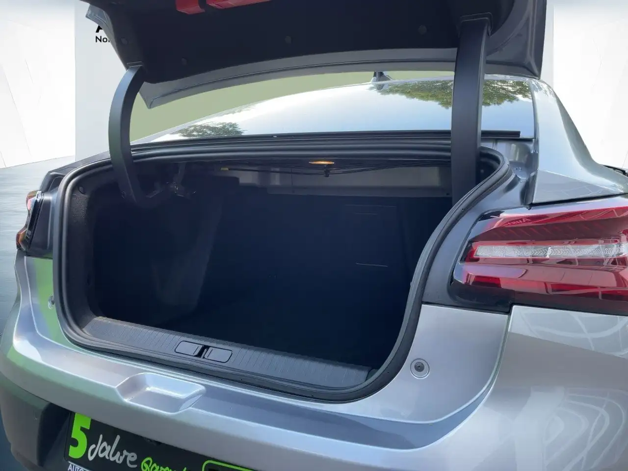 Citroen C4 X AT8 130 Max HUD/LED/Navi/SHZ/PDC/Kamera — Galerie du véhicule 9