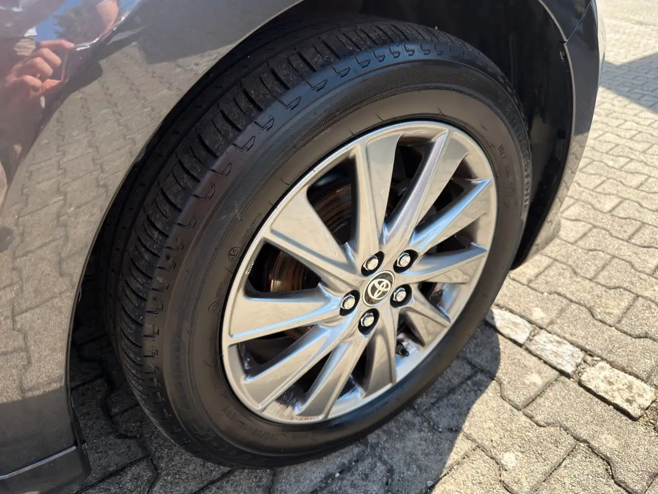 Toyota Yaris 1,5 "Active" 8-fach Bereift — Galería del vehículo 14