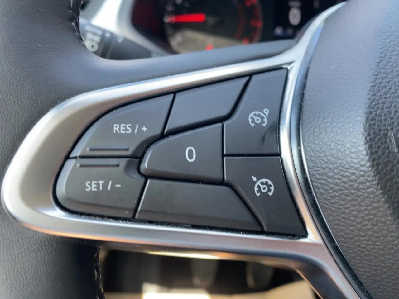 Renault Captur II 1.0 TCe 90 Equilibre LED*SHZ*PDC*LED — معرض صور السيارة 17