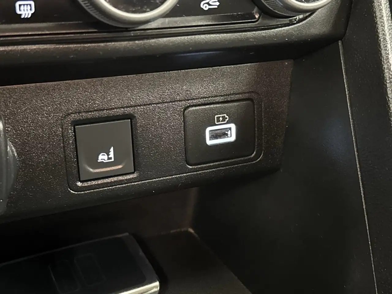 Dacia Jogger 1.0 ECO-G Extreme Go 74kW 5pl. — معرض صور السيارة 21