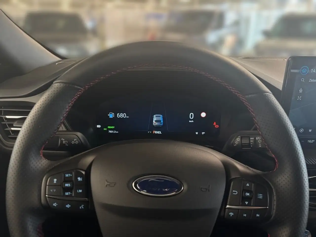 Ford Kuga 2.5 Duratec FHEV 4x4 ST-LINE X ST-Line X — Vehicle gallery 11