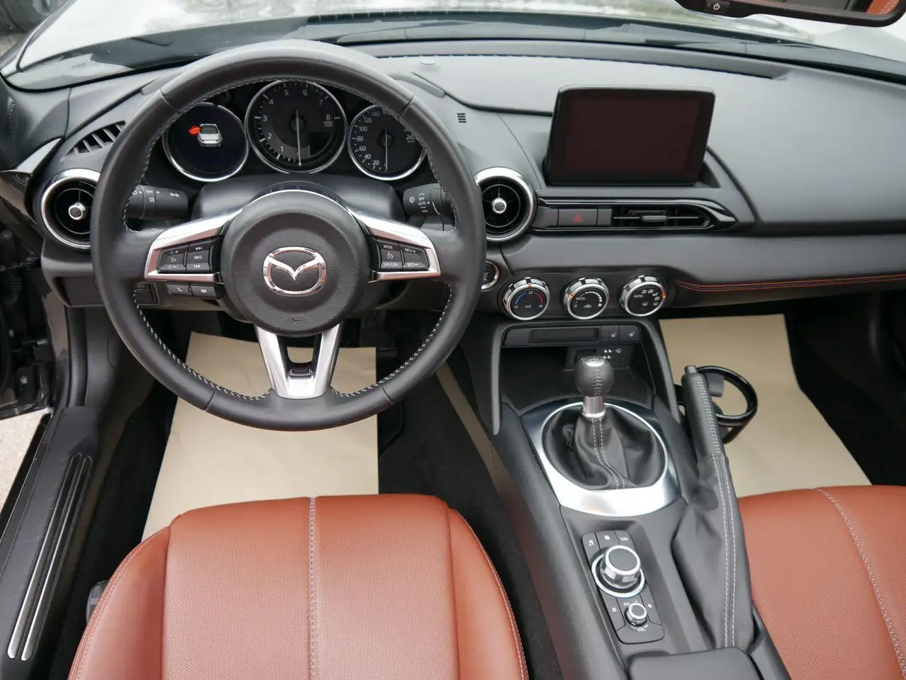 Mazda MX-5 ST SKYACTIV*PDC-HINTEN*KAMERA*TEMPOMAT*SHZ*KESSY*N — Galerie du véhicule 9