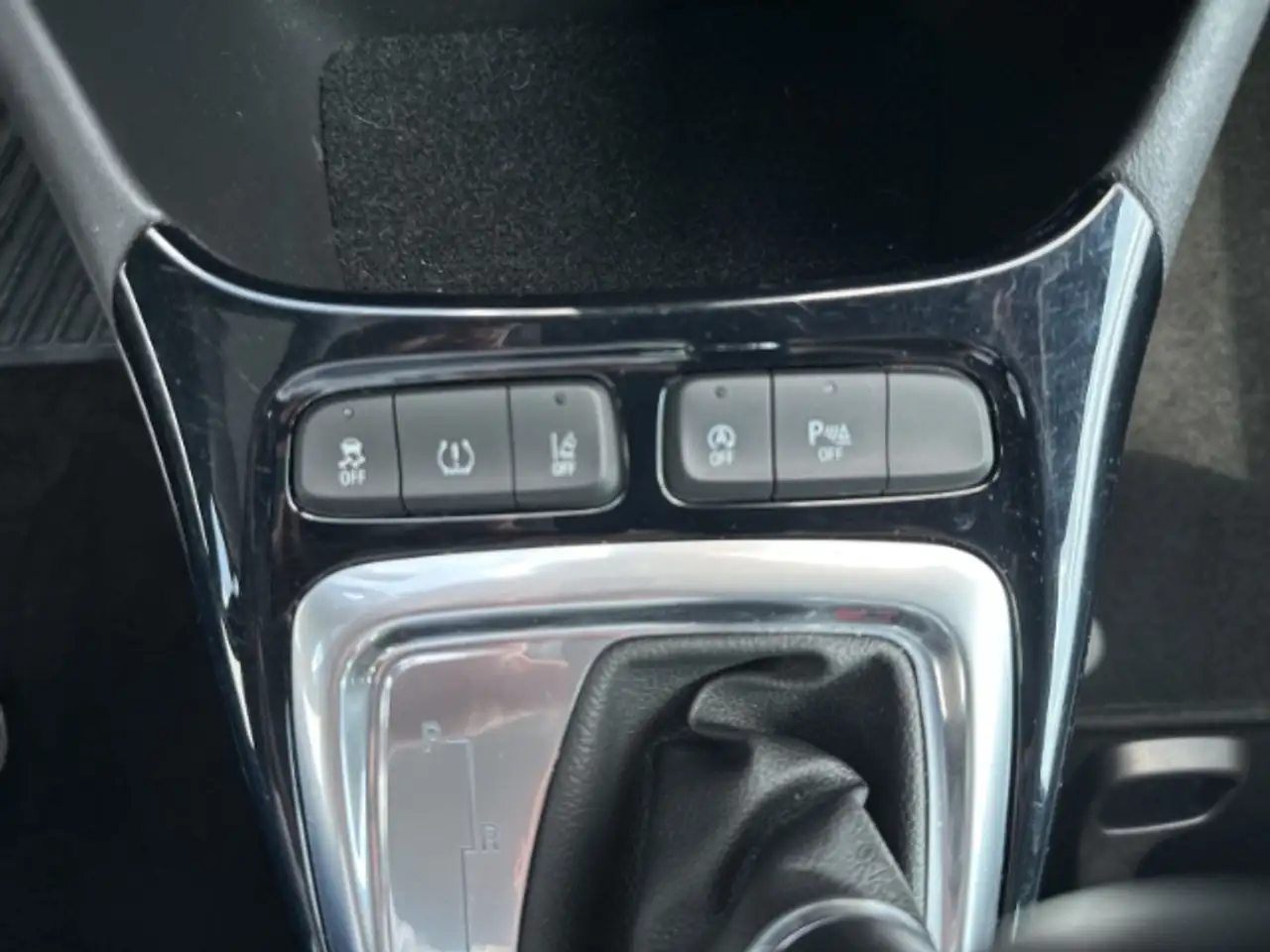 Opel Crossland 1.2 Elegance LED - Navi - Carplay - Rückfahrkamera — معرض صور السيارة 22