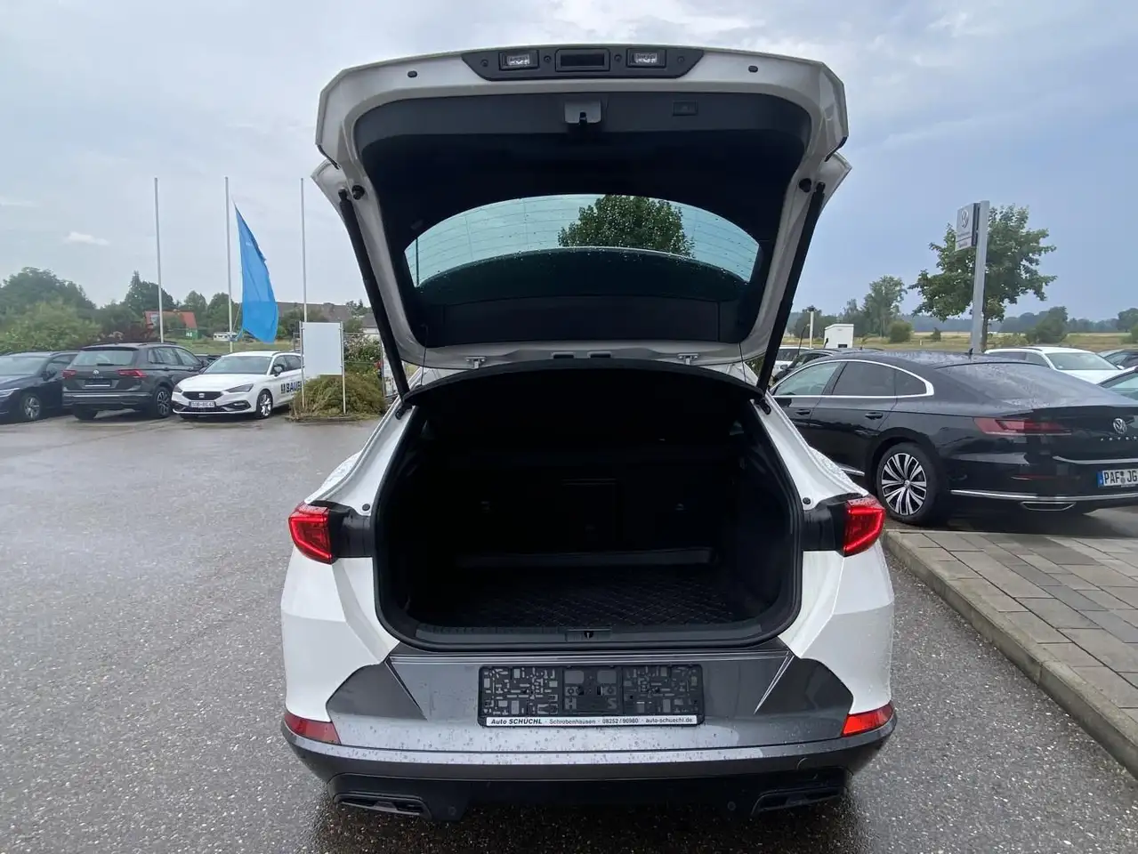 CUPRA Formentor 1.5 TSI EL.HECK+VIRTUAL-COCKPIT+NAVI-P — Vehicle gallery 18