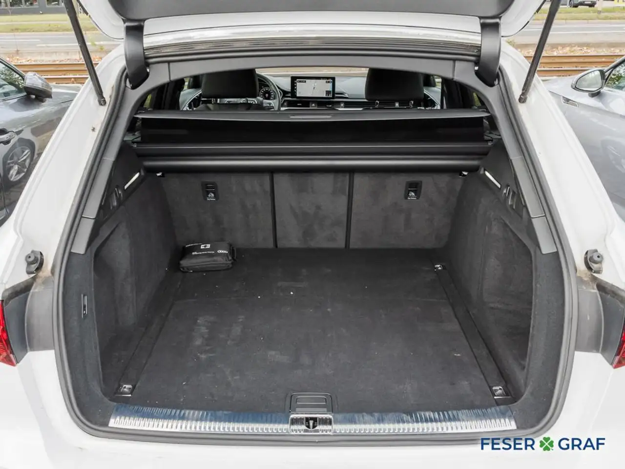 Audi A4 Avant 45TFSI qu. 2x S line/LED/ACC/AHK/SHZ/ — Galería del vehículo 9