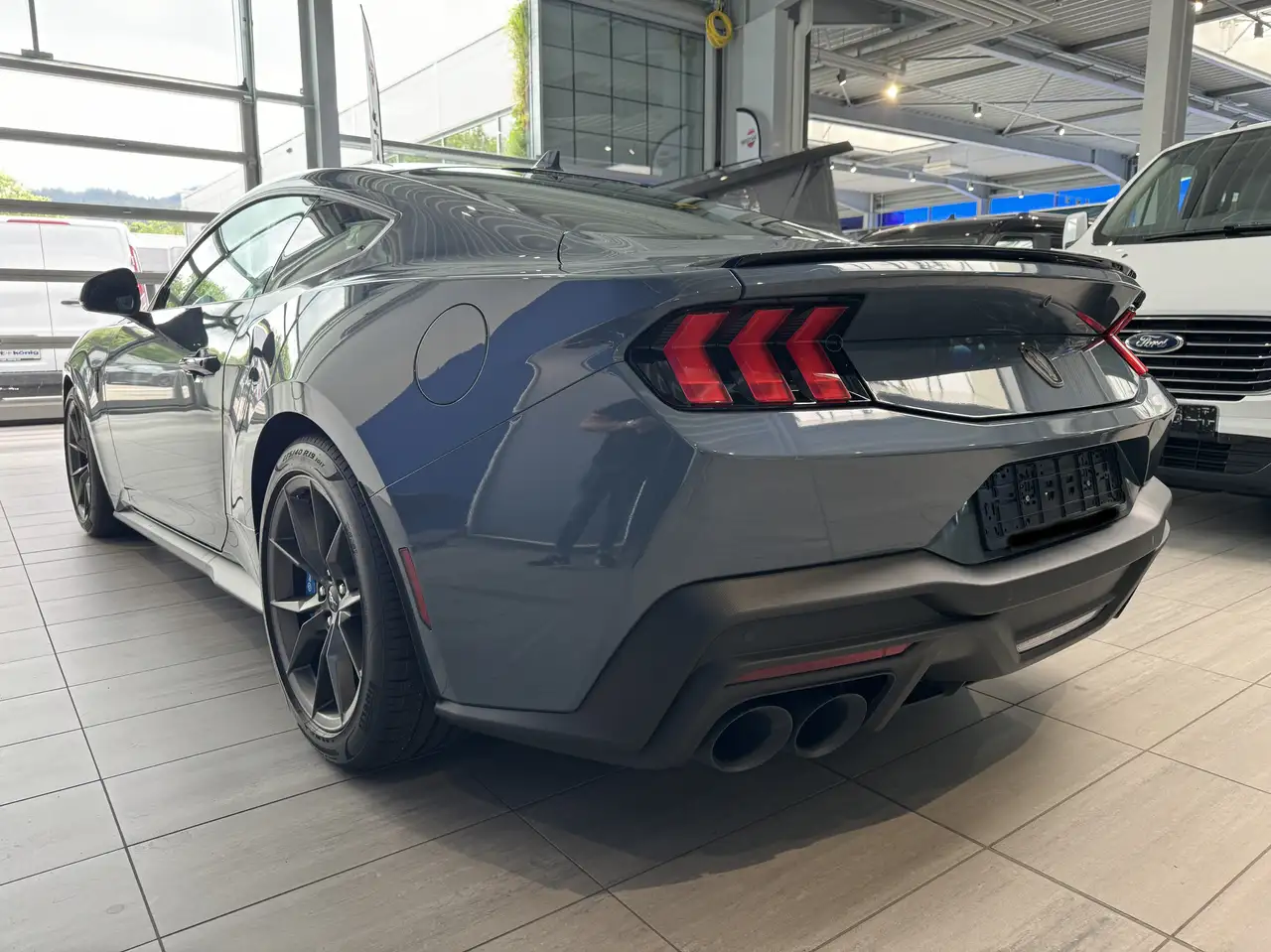 Ford Mustang 5.0 V8 Dark Horse/Auto/Magneride/B&O/ACC/NAVI/ KAM — Galería del vehículo 2