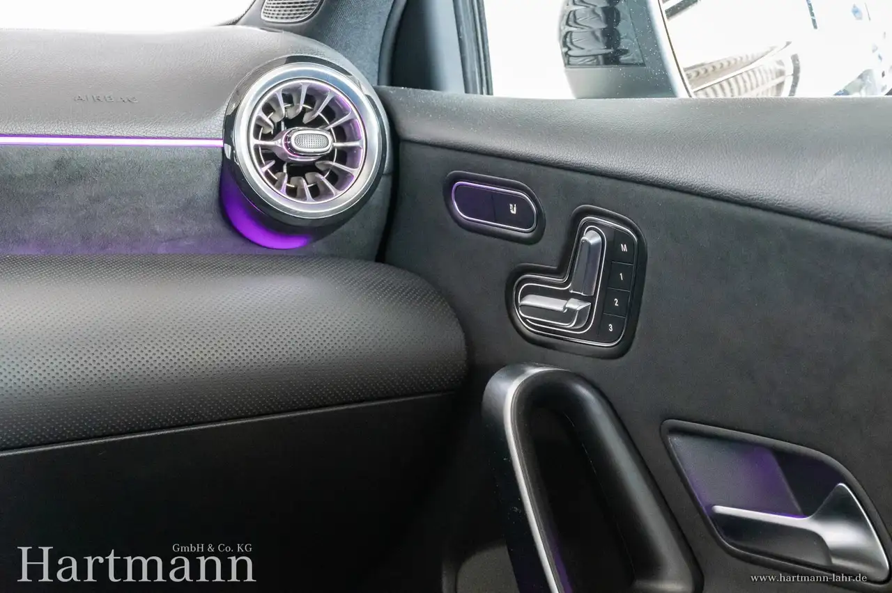 Mercedes-Benz A 180 A 180 Limo AMG Premium+ Night Multibeam Panorama — Vehicle gallery 10