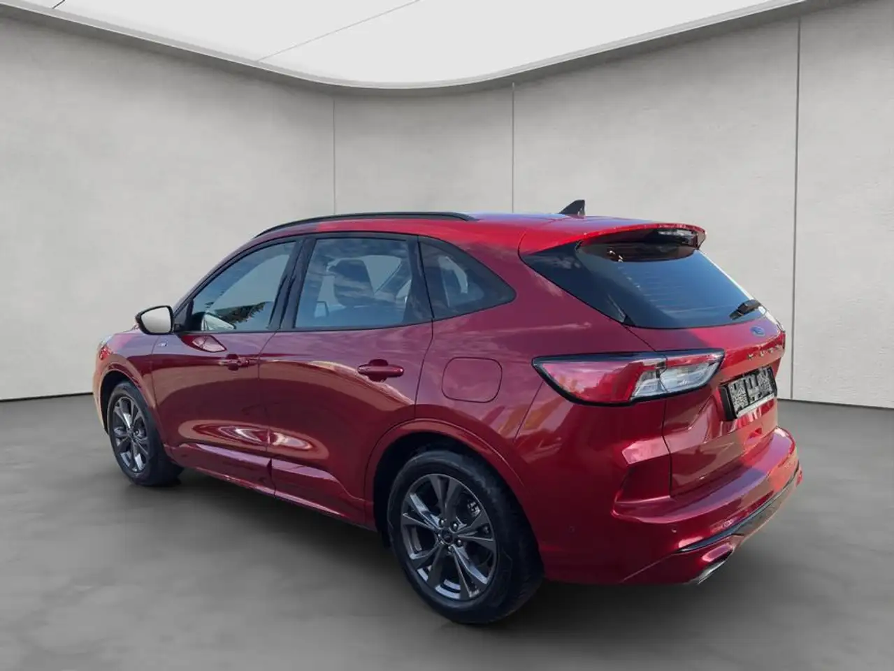 Ford Kuga 1.5 EcoBoost ST-LINE — Galería del vehículo 3