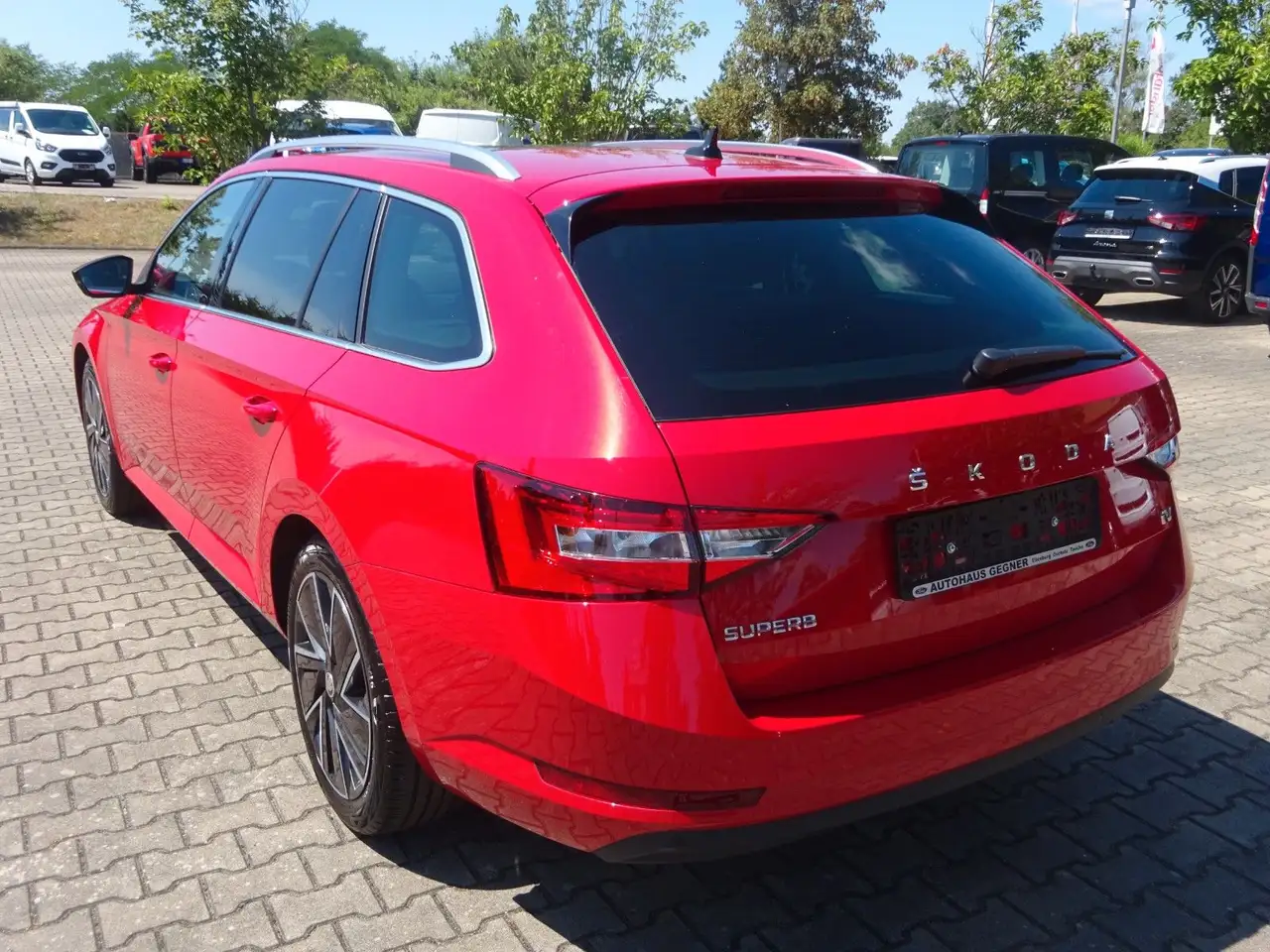 Skoda Superb Combi 217PS DSG iV Style ACC Panorama — معرض صور السيارة 3
