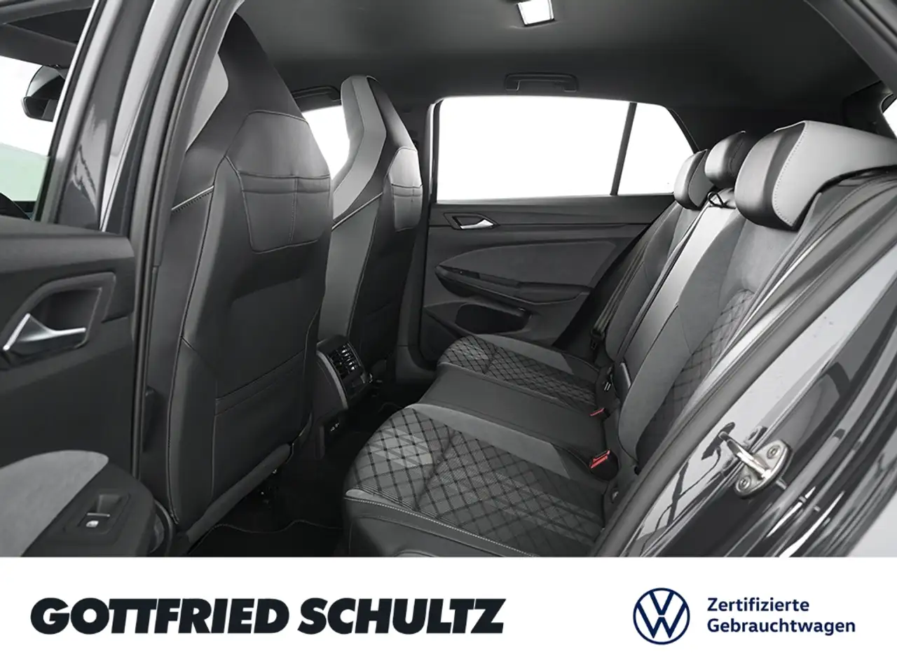 Volkswagen Golf R -Line eTSI DSG LED Climatronic SHTZ ACC — Galería del vehículo 14