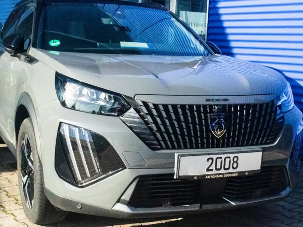Peugeot 2008 2008 GT PureTech 130 Stop — Vehicle gallery 3