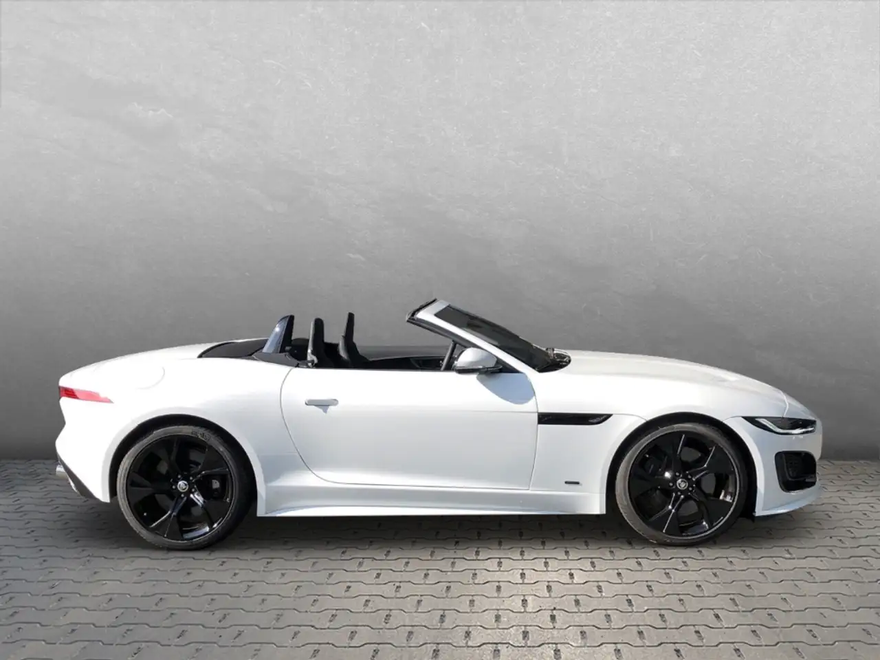 Jaguar F-Type Cabrio P450 RWD 75 PDC vo. und hi. Black Pack — Galería del vehículo 6