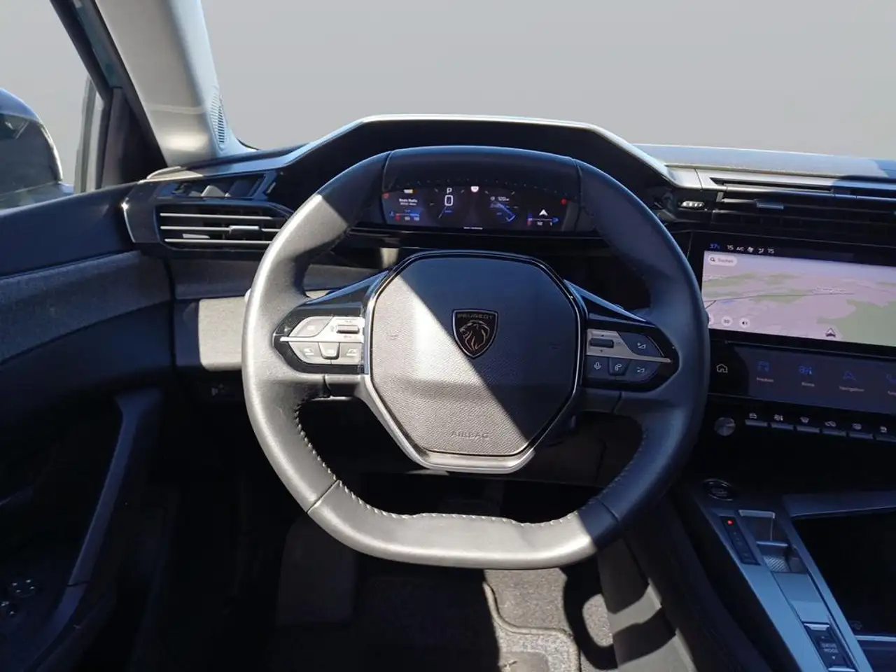 Peugeot 308 SW Allure PureTe — معرض صور السيارة 13