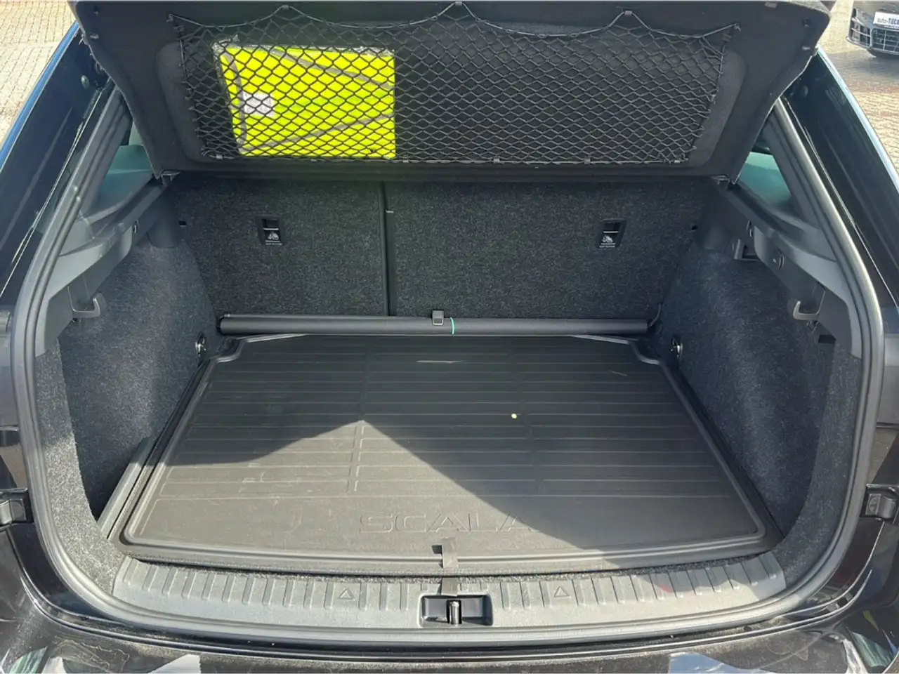 Skoda Scala 1.5 TSI DSG Monte Carlo Navi ACC Pano LED — Vehicle gallery 7