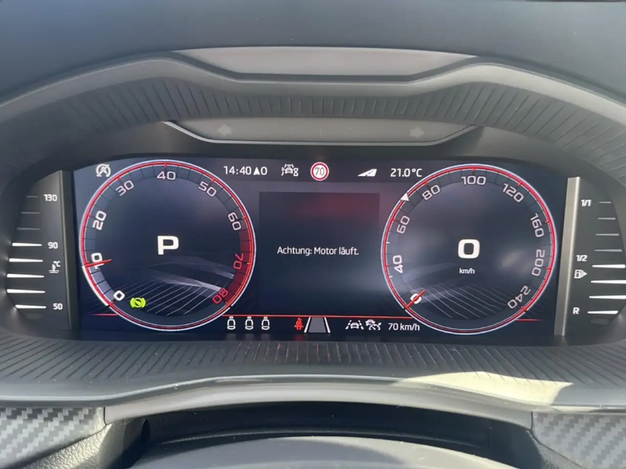 Skoda Scala 1.5 TSI DSG Monte Carlo Navi ACC Pano LED — Vehicle gallery 15