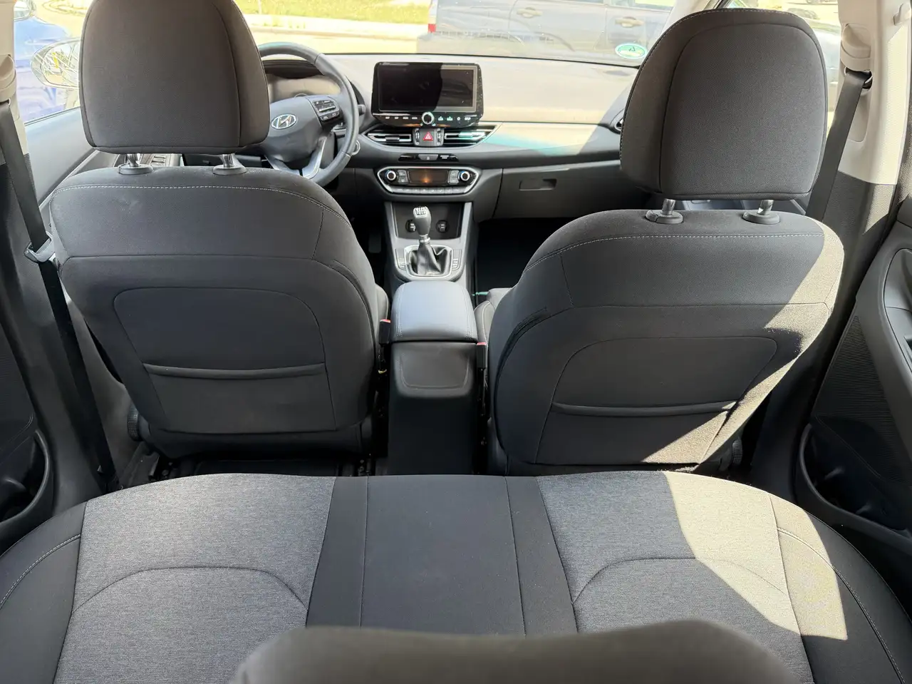 Hyundai i30 Select Mild-Hybrid — معرض صور السيارة 6