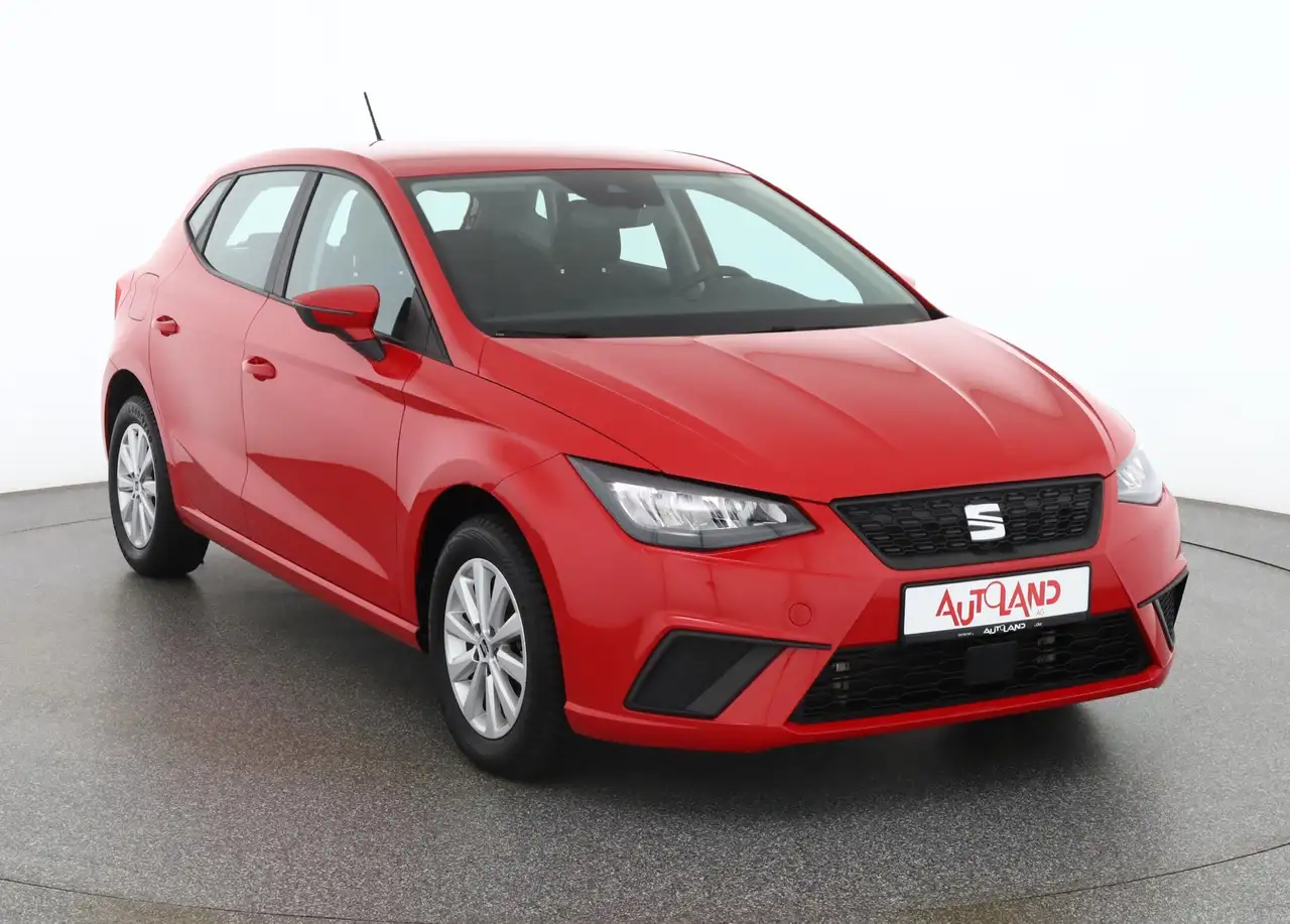 SEAT Ibiza 1.0 TSI Style Klimaaut. Navi Tempomat — Galería del vehículo 7