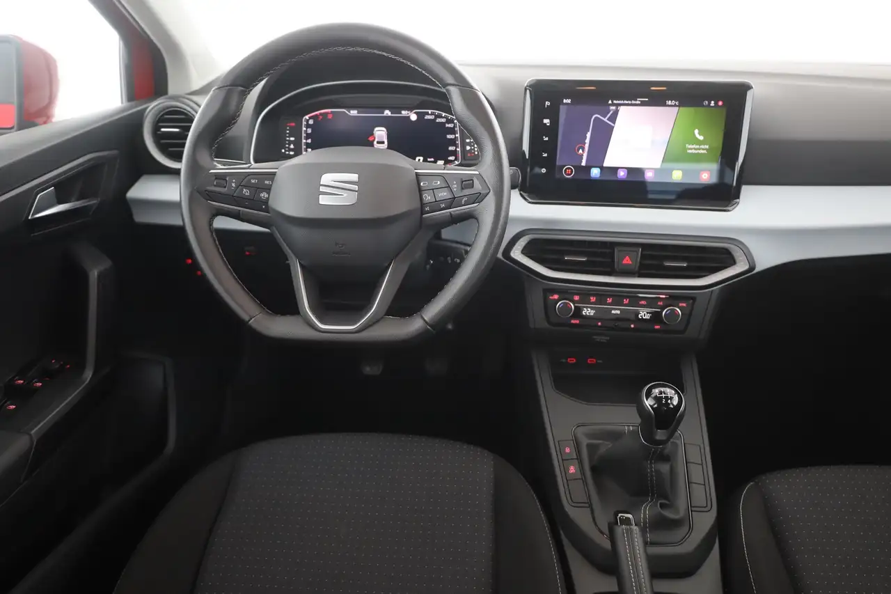 SEAT Ibiza 1.0 TSI Style Klimaaut. Navi Tempomat — Galería del vehículo 10
